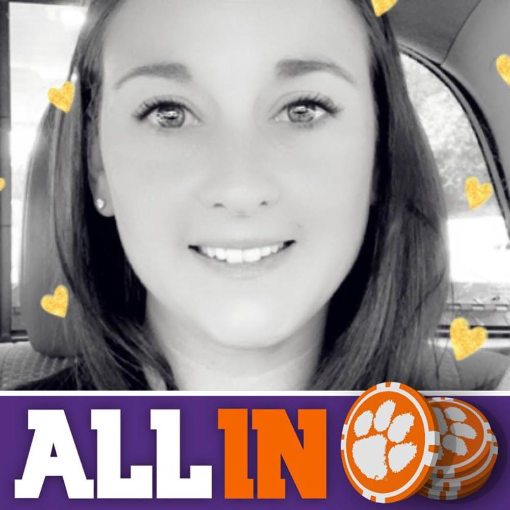 Meet your Posher, Lauren